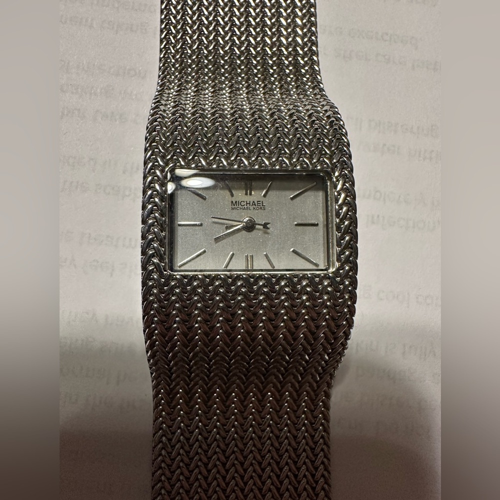 RARE Michael Kors Wide Mesh / Milanese Bracelet Ladies Watch MK4049